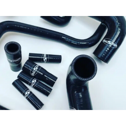 ASH31-LHD-BLK - Defender TD5 Silicone Coolant Hose Kit in Black - By Allisport - For 10P Engine - Fits 1998-2001 (Left Hand Drive) ASH31-LHD-BLK - Defender TD5 Silicone Coolant Hose Kit in Black - By Allisport - For 10P Engine - Fits 1998-2001 (Left Hand Drive)