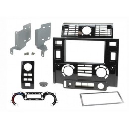 DA2681 - Центральна панель (чорний глянець) 2DIN для Land Rover Defender Puma 2007-2016 рр. 