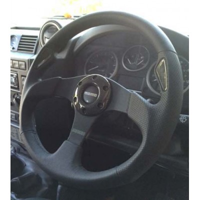 M11102915211L - Кермо Momo Jet для Land Rover Defender - Чорна шкіра - 350 мм M11102915211L - Кермо Momo Jet для Land Rover Defender - Чорна шкіра - 350 мм
