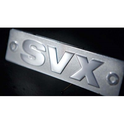LR010367 - Металевий значок Defender SVX Tailgate - Оригінальний Land Rover