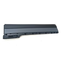 LR125980 - ЗОВНІШНЯ НАКЛАДКА НА ПЕРЕДНІ ДВЕРІ, НИЖНЯ ПРАВА - RANGE ROVER VOGUE L405 2013 