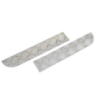 LR135-3 - Chequer Plate Treadplate Bumper End Covers - For Defender 3mm