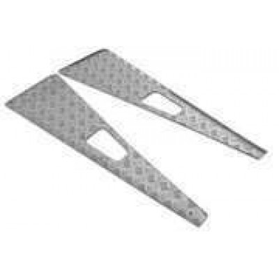 LR181-3 - Chequer Plate Defender Wing Top Protectors (Has Lipped Edge On Wing Side)
