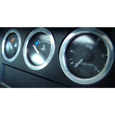 LRC1532 - Defender Aluminium Individual Small Clock Surround - Defender 1998-2006 - Вироблено у Великобританії компанією Croytec