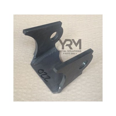 YRM022 - Кронштейн рульової тяги задньої осі - Heavy Duty 6 мм - Defender, Discovery 1, Range Rover Classic