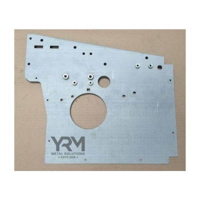 YRM081A - Задня пластина блоку лівої фари для Discovery 1 і 2 - Частина A - Від YRM Metal