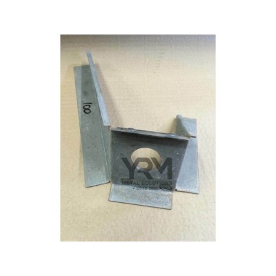 YRM100 - правостороннє кріплення перегородки для Land Rover Discovery 1 і Range Rover Classic - від YRM Metal