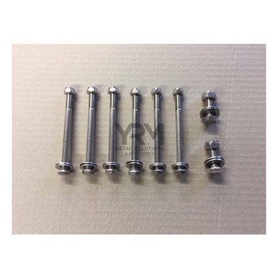 YRM1035A - Комплект кріплення з нержавіючої сталі від шасі до поперечної балки коробки передач для Land Rover Defender 300TDI R380 - від YRM Metal